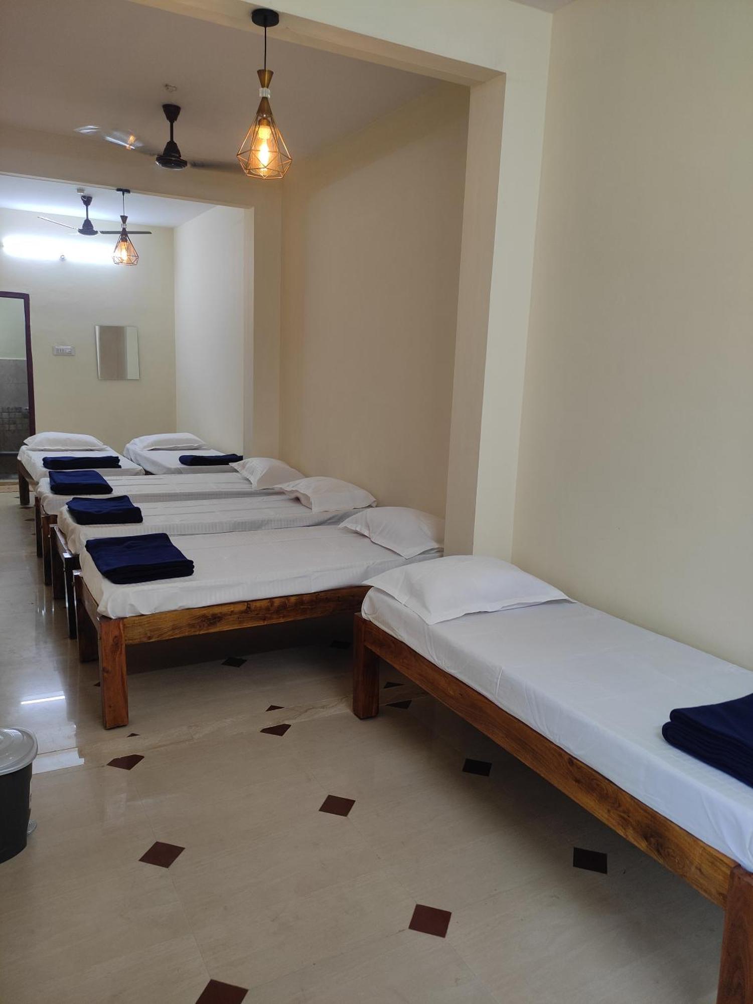 Nest Inn Service Rooms Chikmagalūr Kültér fotó