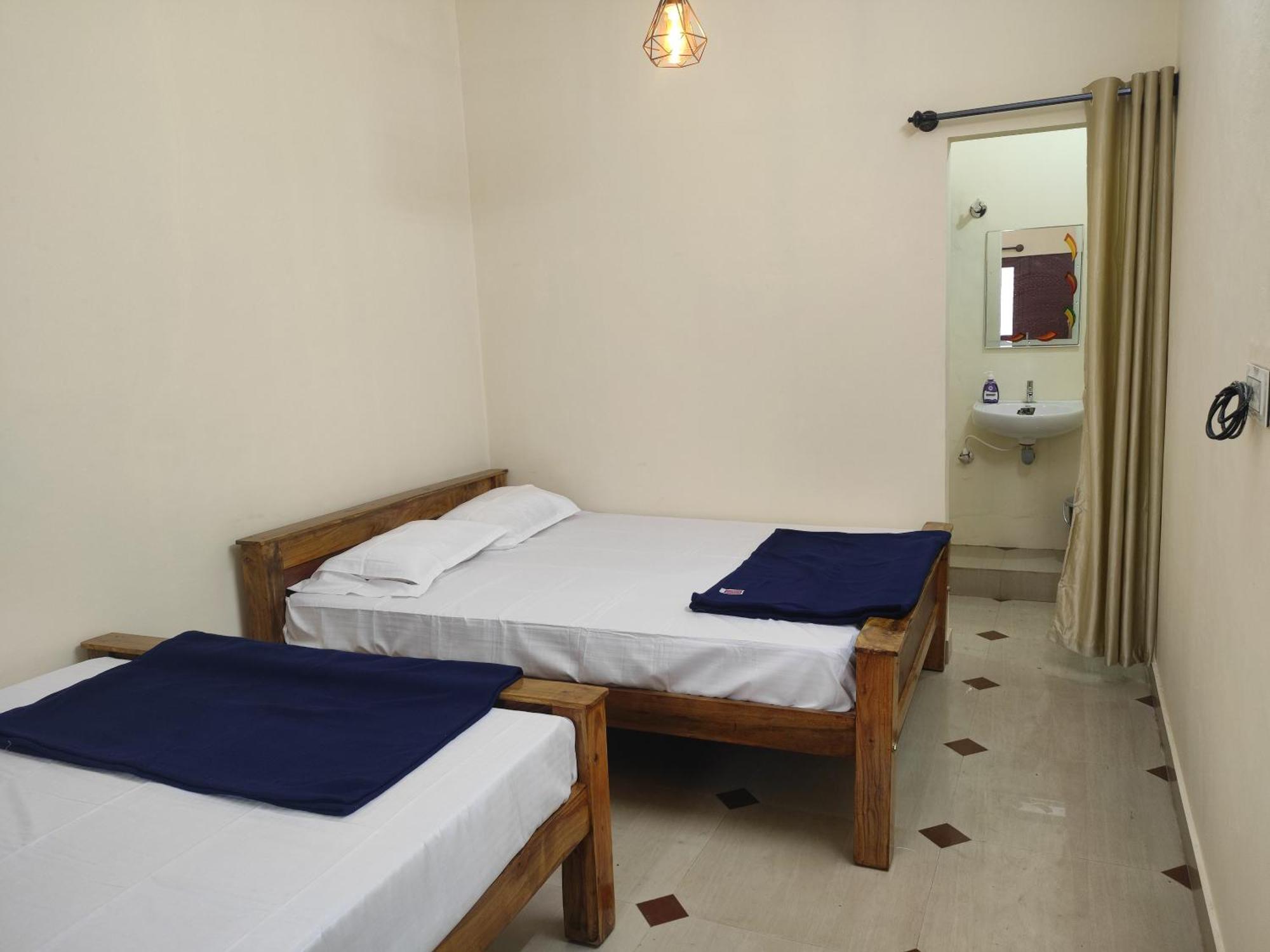 Nest Inn Service Rooms Chikmagalūr Kültér fotó