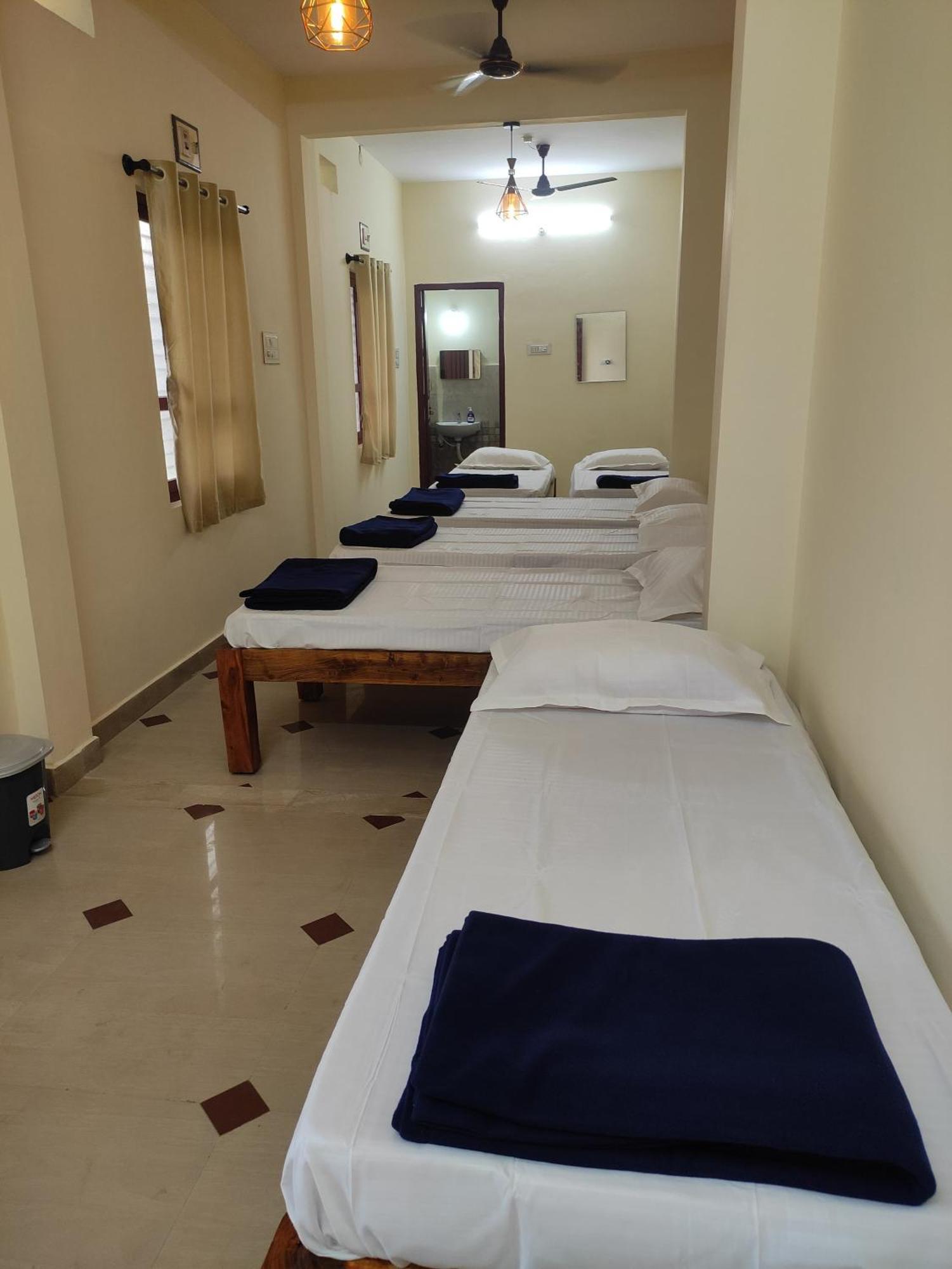 Nest Inn Service Rooms Chikmagalūr Kültér fotó